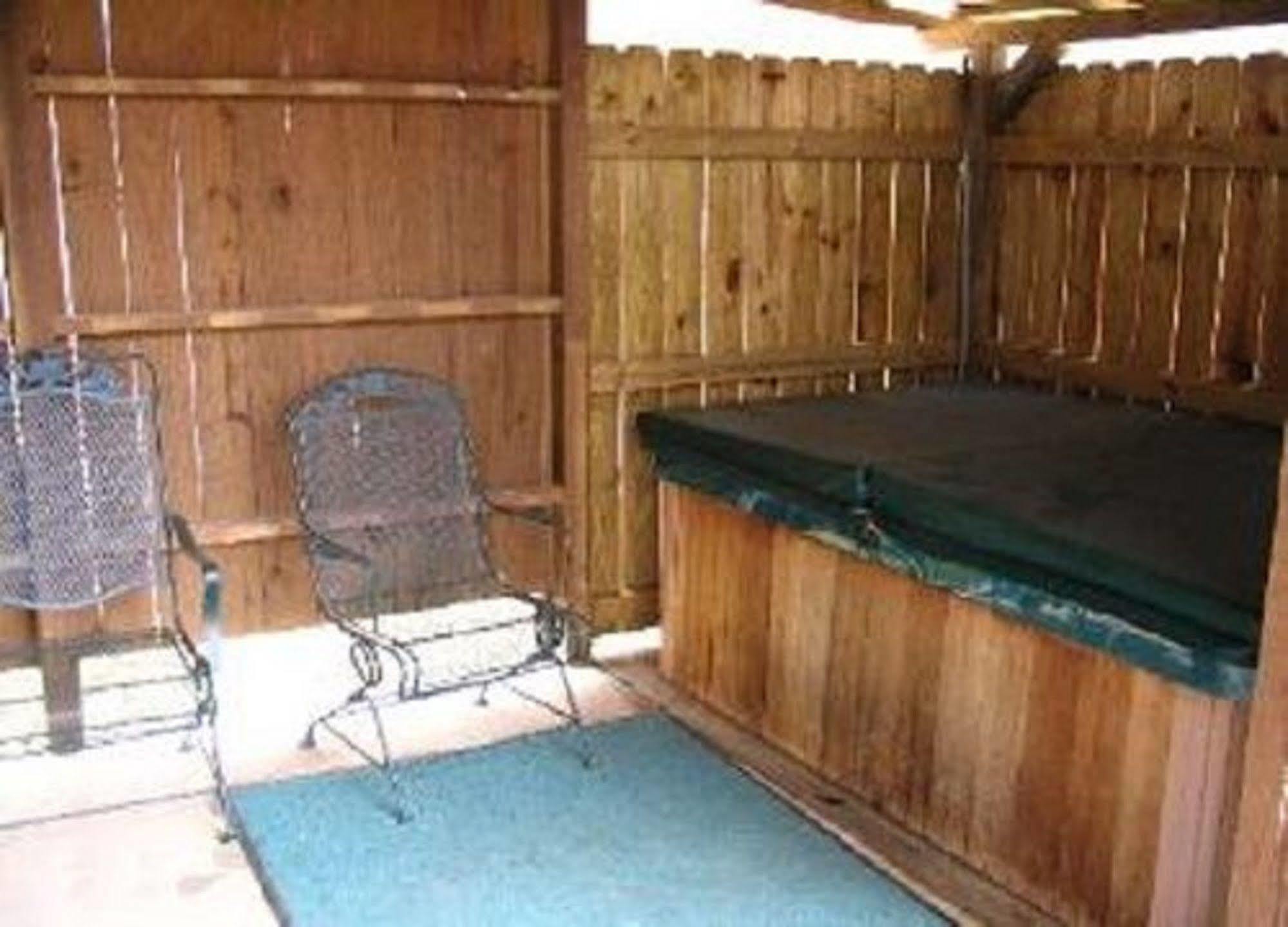 Pine Creek Country Inn Nacogdoches Zewnętrze zdjęcie